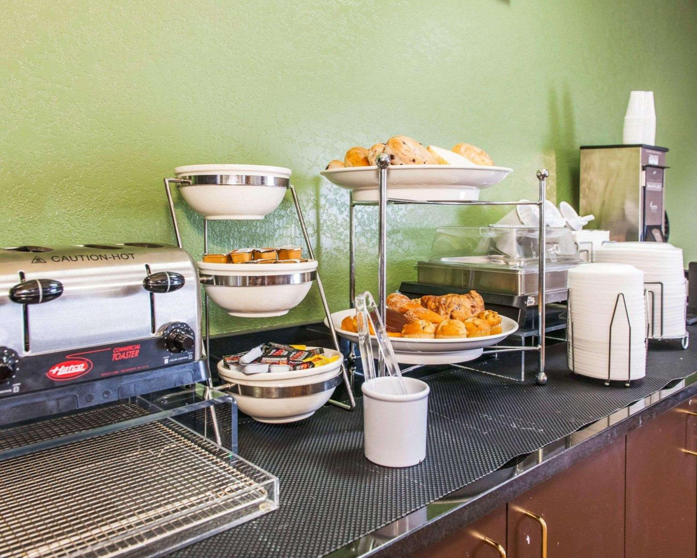 スリープ イン エルクハート エクステリア 写真